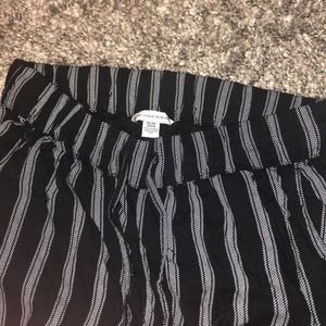 Brandy Melville Tilden looking striped pants